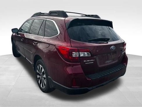Used 2015 Subaru Outback 2.5i Limited image 7