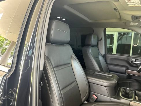 Used 2020 GMC Sierra 2500 Denali w/ Denali Ultimate Package AWD/4WD image 28