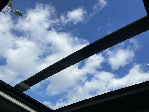 Used 2021 Subaru Forester Premium image 16