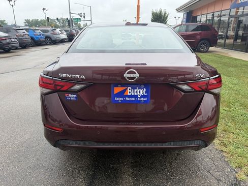 Used 2024 Nissan Sentra SV FWD image 4