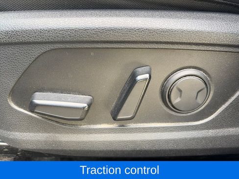 Used 2023 Kia Sportage EX AWD/4WD image 16