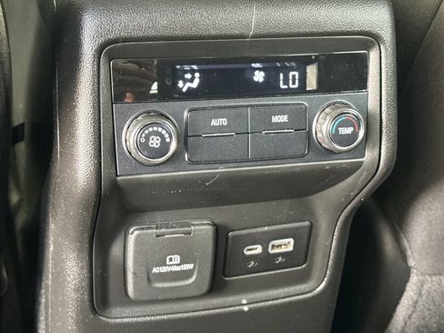 Used 2020 GMC Acadia SLE w/ Driver Convenience Package FWD image 45