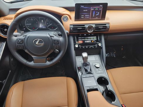 Used 2024 Lexus IS 300 w/ Comfort Package RWD image 7