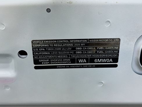 Used 2025 Nissan Sentra SR FWD image 19