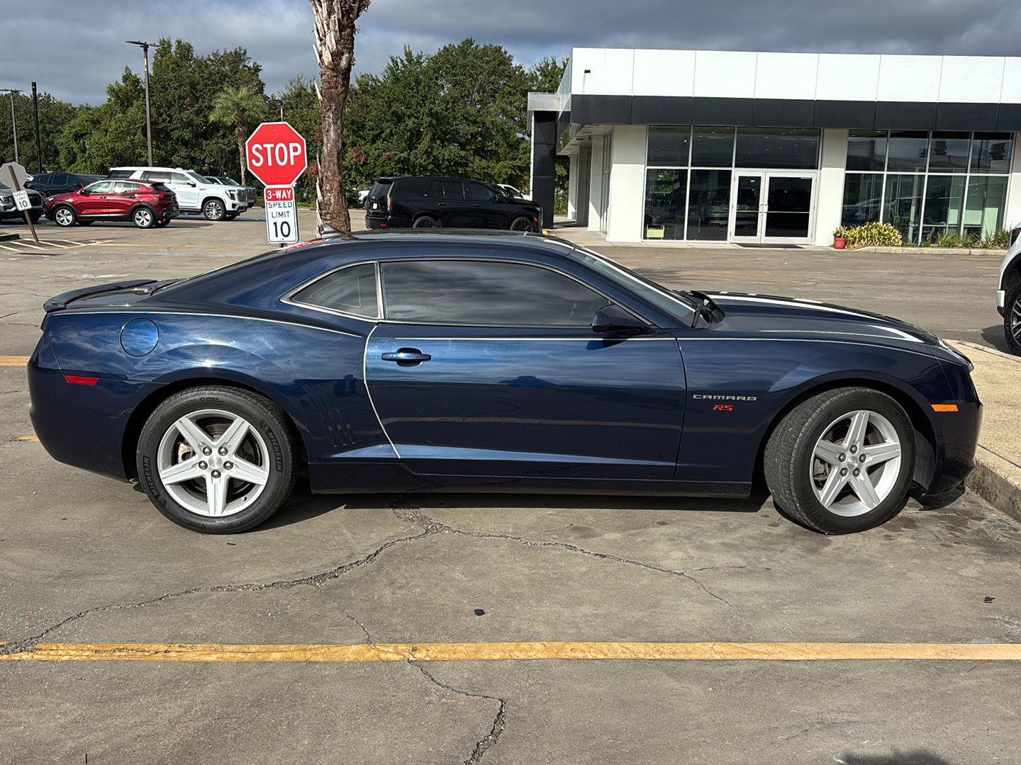 Used 2011 Chevrolet Camaro LT RWD image 8