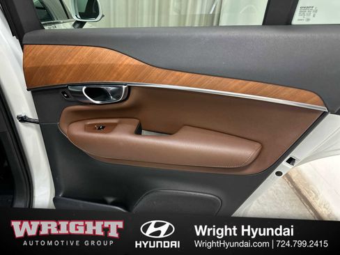 Used 2022 Volvo XC90 T6 Momentum w/ Advanced Package image 15