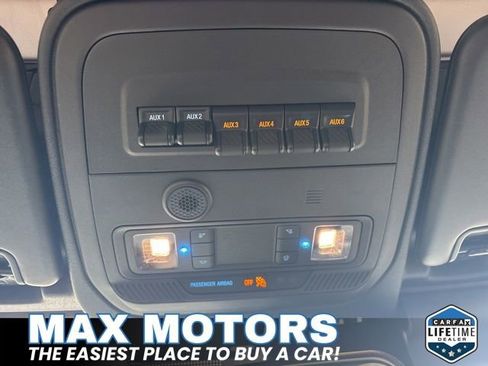 New 2025 Ford Bronco Badlands image 23