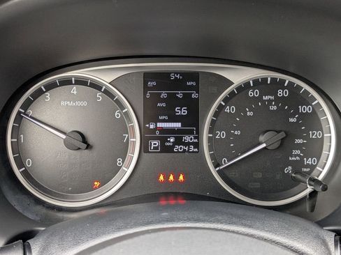 Certified 2025 Nissan Kicks Play S image 18