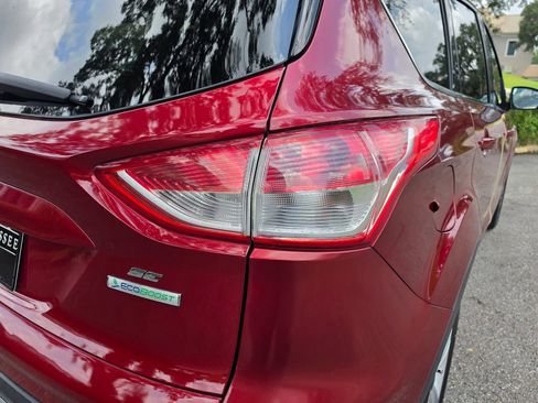 Used 2015 Ford Escape SE FWD image 13