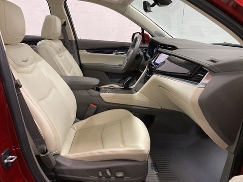 Used 2023 Cadillac XT6 Premium Luxury w/ Technology Package AWD/4WD image 92