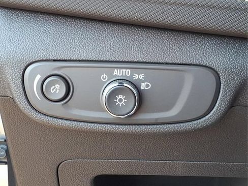 Used 2025 Chevrolet TrailBlazer ACTIV FWD image 17