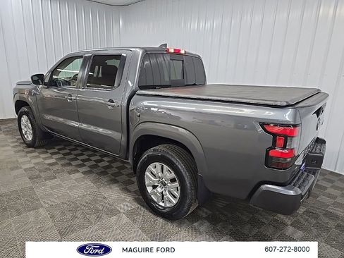 Used 2023 Nissan Frontier SV w/ SV Convenience Package AWD/4WD image 11