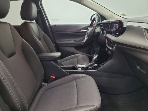 Used 2024 Buick Encore GX Preferred FWD image 21