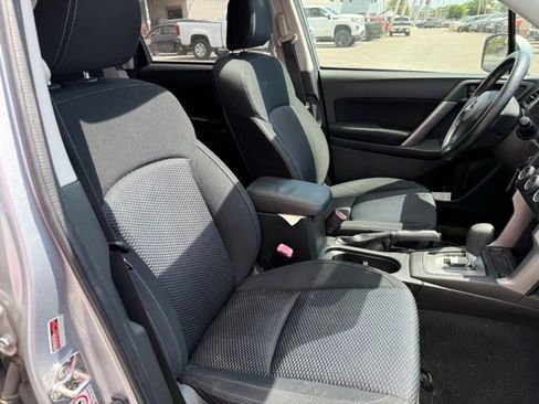 Used 2014 Subaru Forester 2.5i Premium w/ All-Weather Package image 10