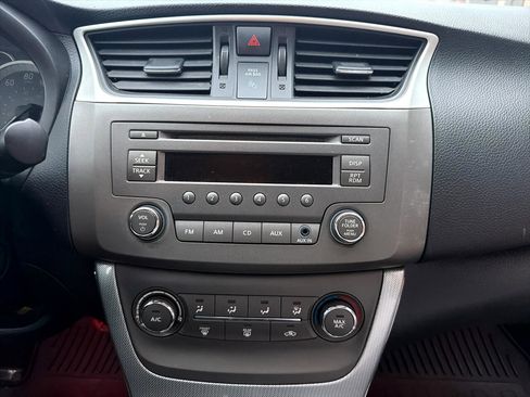 Used 2013 Nissan Sentra SR w/ Electronics Pkg image 28