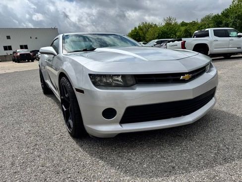 Used 2015 Chevrolet Camaro LS RWD image 13