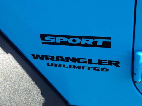 Used 2017 Jeep Wrangler Unlimited Sport w/ Quick Order Package 23S image 15