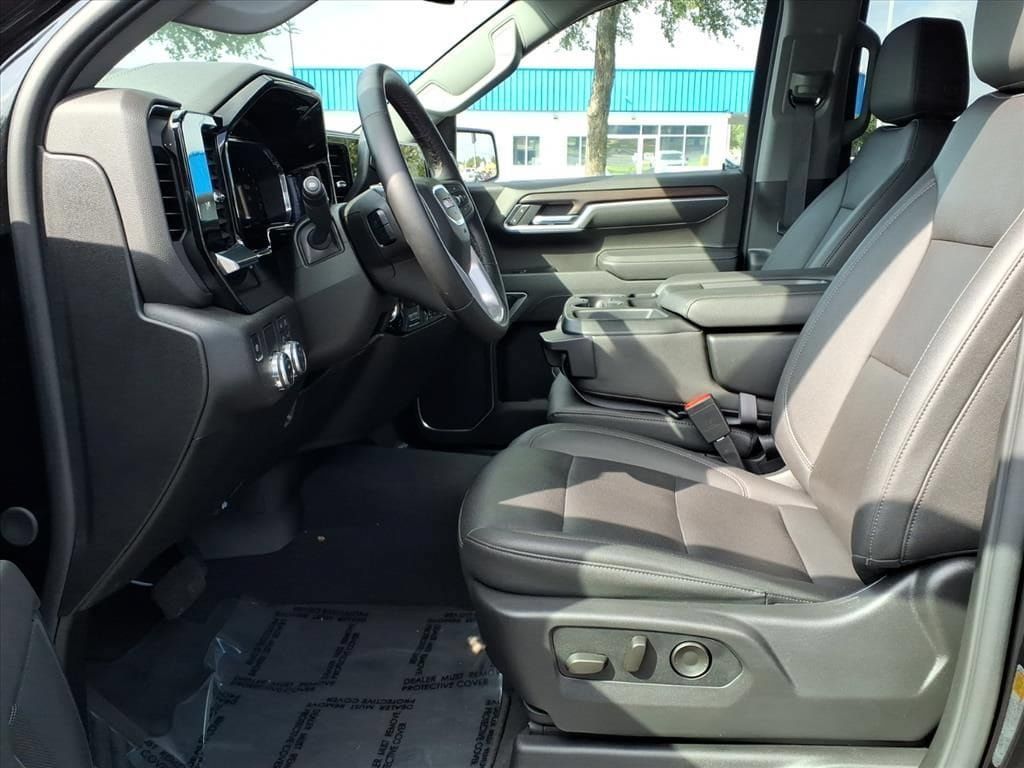 Used 2026 GMC Sierra 1500 SLT RWD image 19