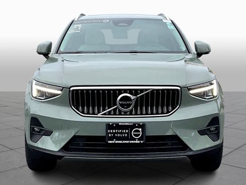 Certified 2023 Volvo XC40 B5 Ultimate w/ Protection Package Premier image 3