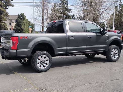 Used 2017 Ford F350 Platinum w/ Platinum Ultimate Package AWD/4WD image 9
