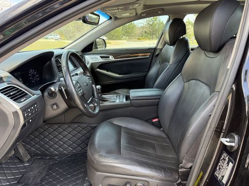 Used 2018 Genesis G80 3.8 w/ Option Group 02 image 34