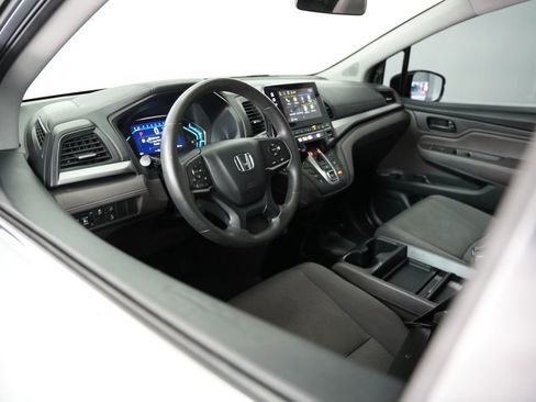 Used 2019 Honda Odyssey EX image 6