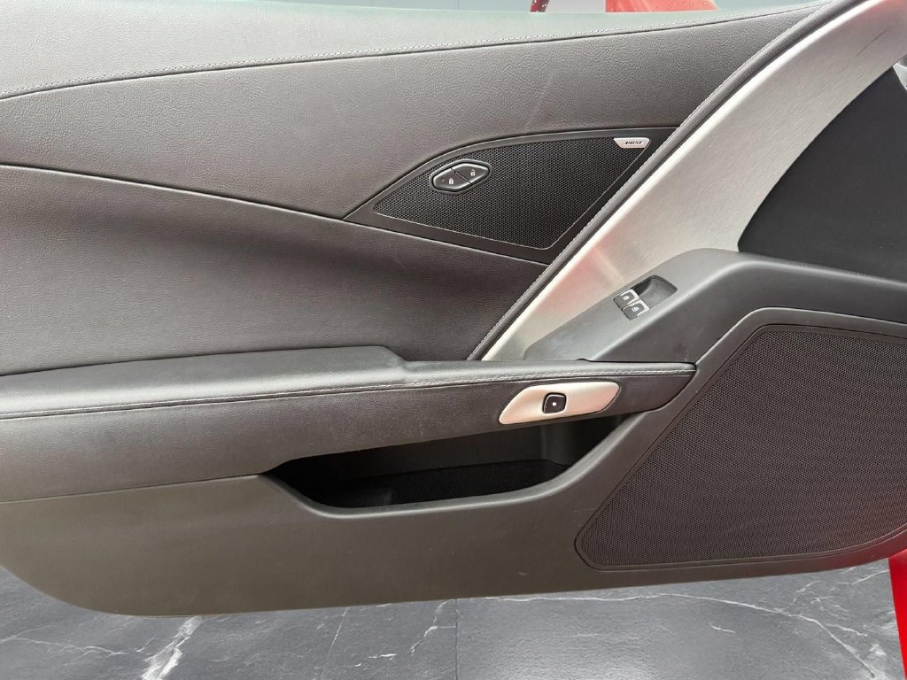 Used 2015 Chevrolet Corvette Stingray Coupe RWD image 15
