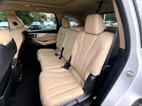 Used 2023 Acura MDX FWD image 24