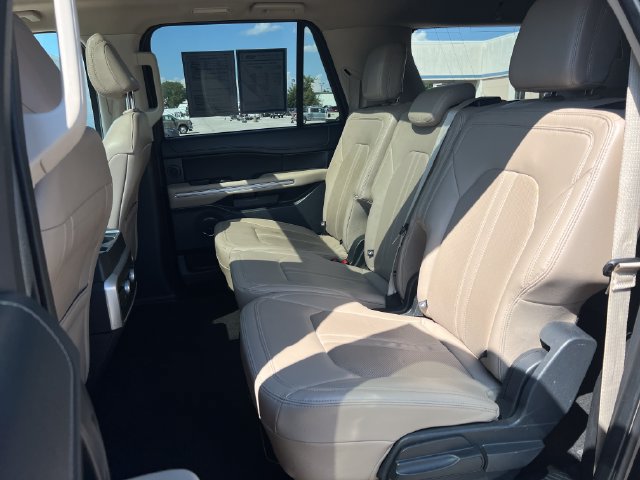 Used 2024 Ford Expedition Max Limited AWD/4WD image 37