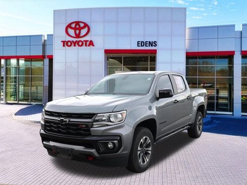 Used 2022 Chevrolet Colorado Z71 AWD/4WD image 10
