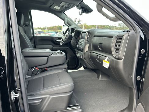 New 2026 Chevrolet Silverado 2500 Custom image 13