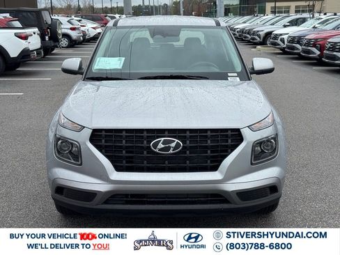 New 2026 Hyundai Venue SE image 5