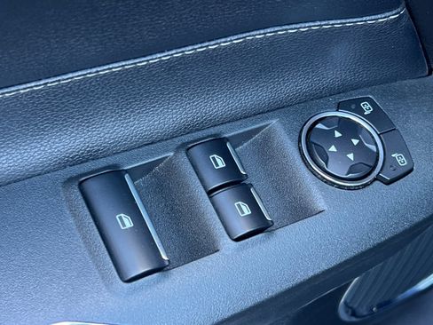 Used 2021 Ford Mustang Premium RWD image 13