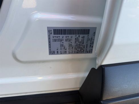 Certified 2024 Nissan Rogue S image 24