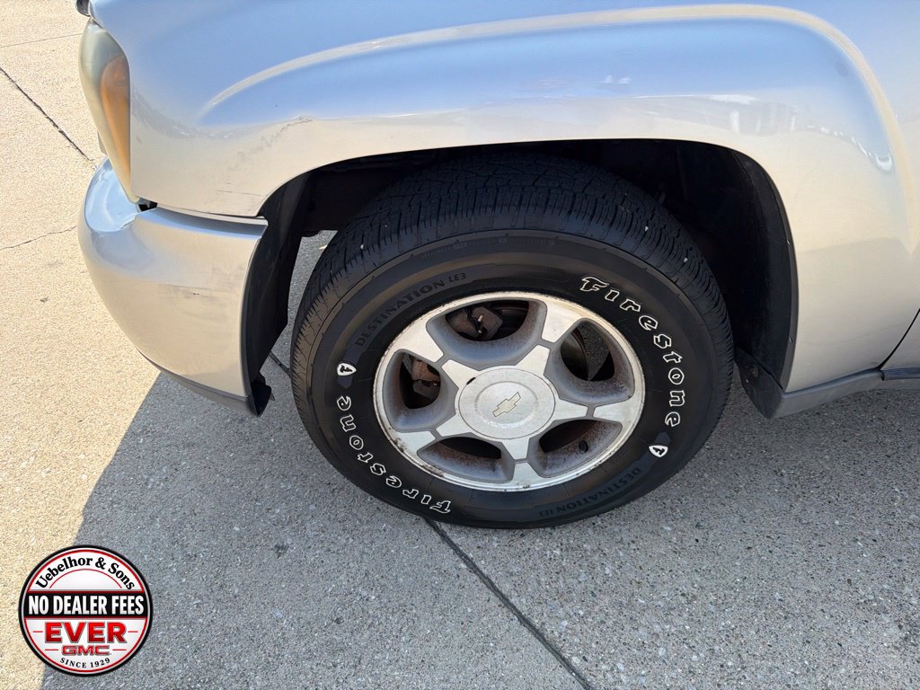 Used 2004 Chevrolet TrailBlazer LT w/ LT Preferred Equipment Group AWD/4WD image 14