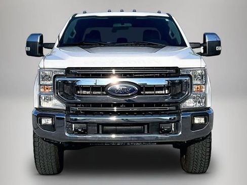 Used 2022 Ford F250 XLT w/ XLT Premium Package AWD/4WD image 3