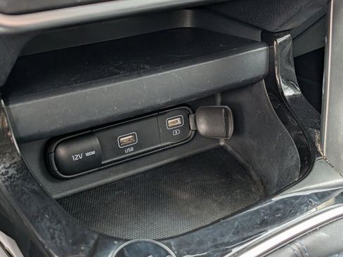 Used 2023 Kia Seltos S image 9