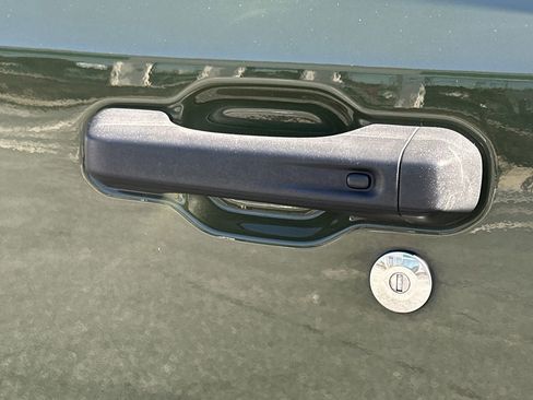 Used 2021 Jeep Wrangler Unlimited Sahara w/ Dual Top Group image 34