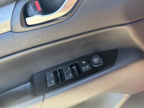 Used 2022 MAZDA CX-5 AWD 2.5 S w/ Preferred Package image 15