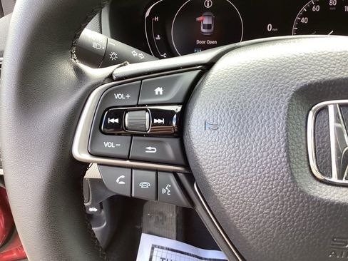 Used 2022 Honda Accord LX image 16