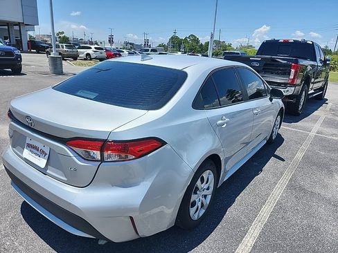 Used 2022 Toyota Corolla LE FWD image 7