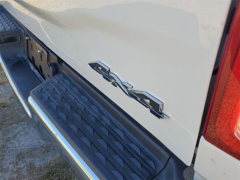 Used 2024 RAM 3500 Big Horn image 8