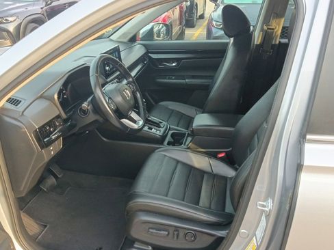 Used 2025 Honda CR-V EX-L image 3