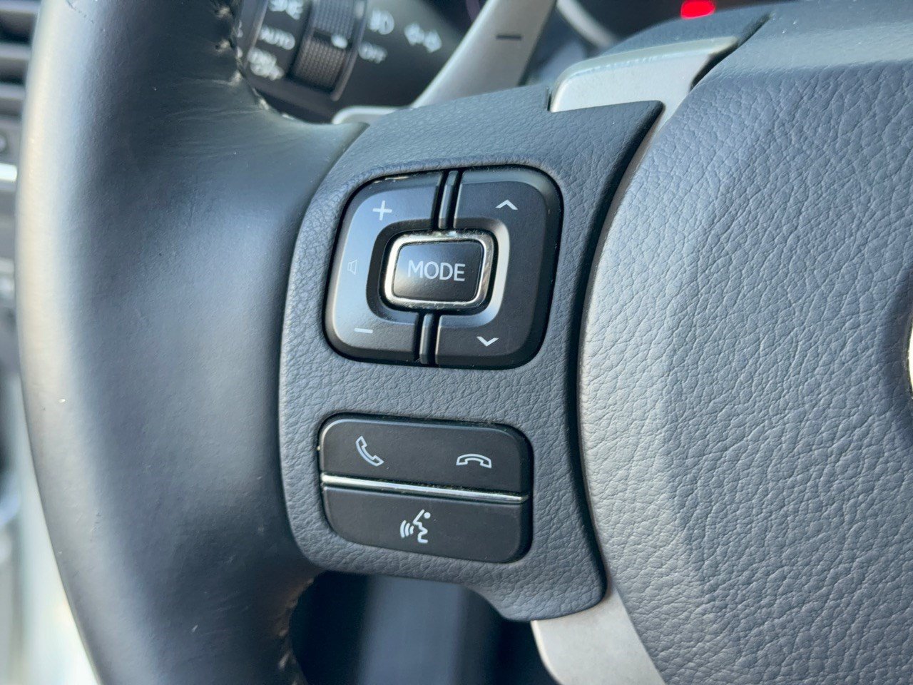 Used 2018 Lexus NX 300 FWD w/ Premium Package image 18