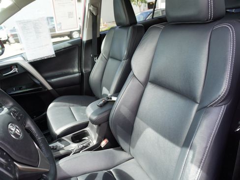 Used 2016 Toyota RAV4 Limited AWD/4WD image 22