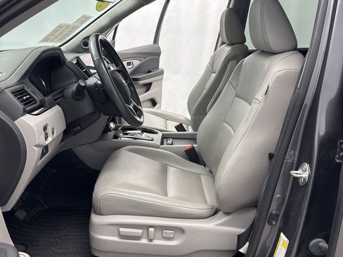 Used 2019 Honda Pilot Touring image 23