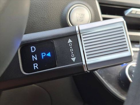 Used 2025 Hyundai Sonata SEL FWD image 8