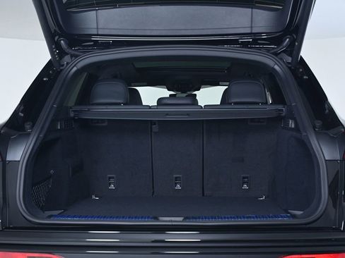 New 2025 Audi SQ5 Premium Plus image 25
