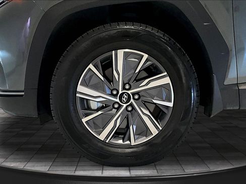 Used 2024 Hyundai Tucson Blue AWD/4WD image 35