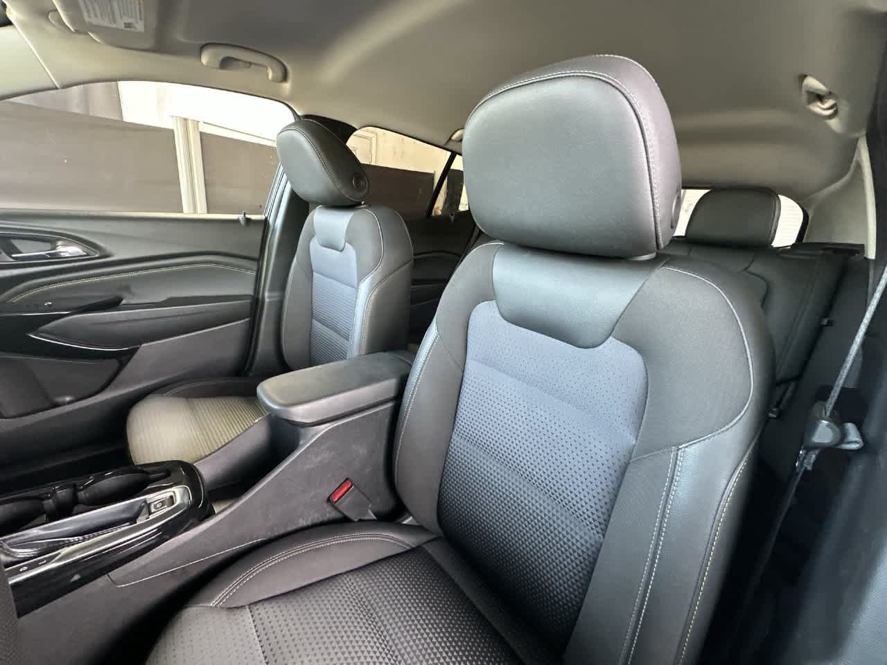 Used 2024 Chevrolet Trax LT FWD image 14